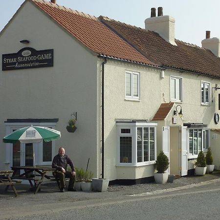 Kings Arms Hotel Thirsk Bagian luar foto